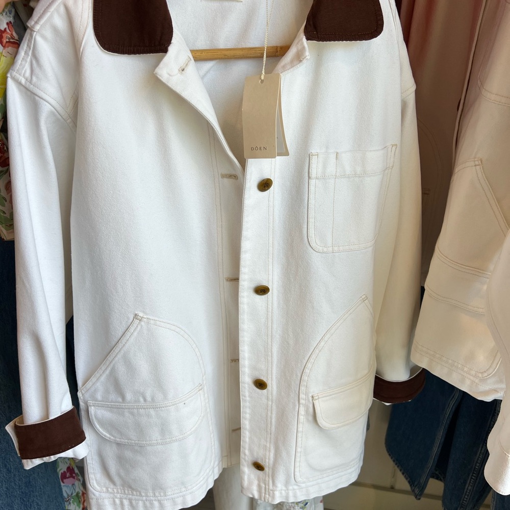 Doen White Jacket with Brown Accents